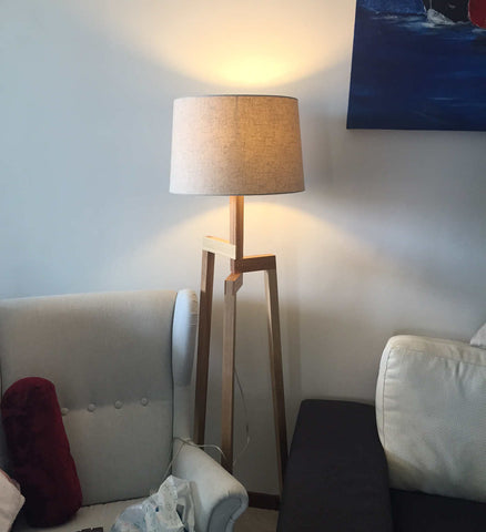 3 legged lamp review