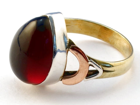 Smooth Garnet Ring - Size 5