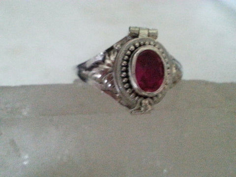 Vintage Garnet Poison Ring - Size 9