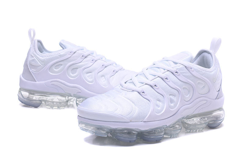 all white nike vapormax plus