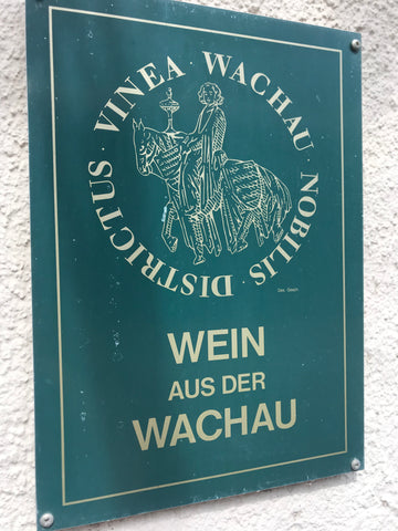 Wein Aus Der Wachau Sign