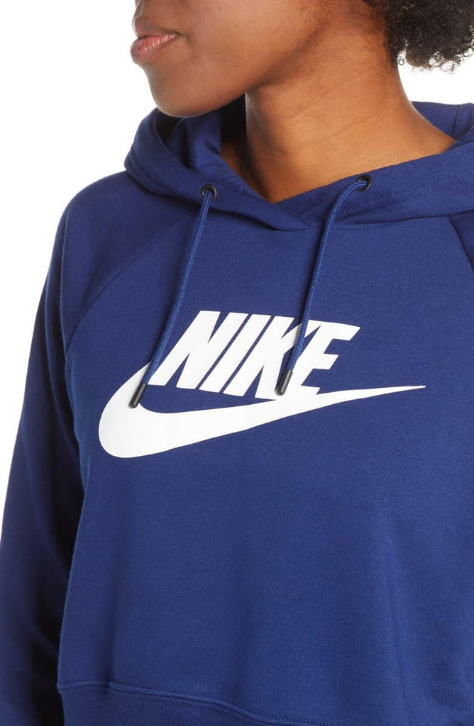 nike women's sportswear essential cropped hoodie celestine blue