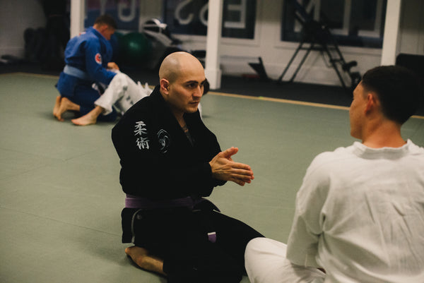 Cesar Clavijo teaching jiu jitsu at The Stillness Gym