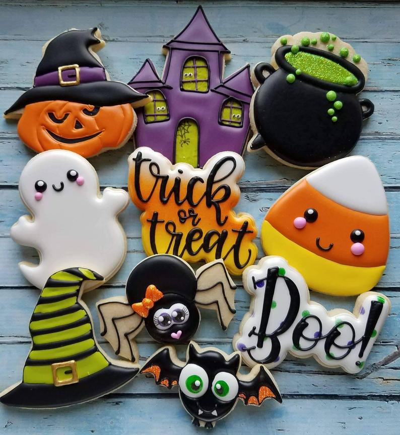 Halloween cookies_Quarantine Halloween_Riles & Bash_photo BobbisCutters