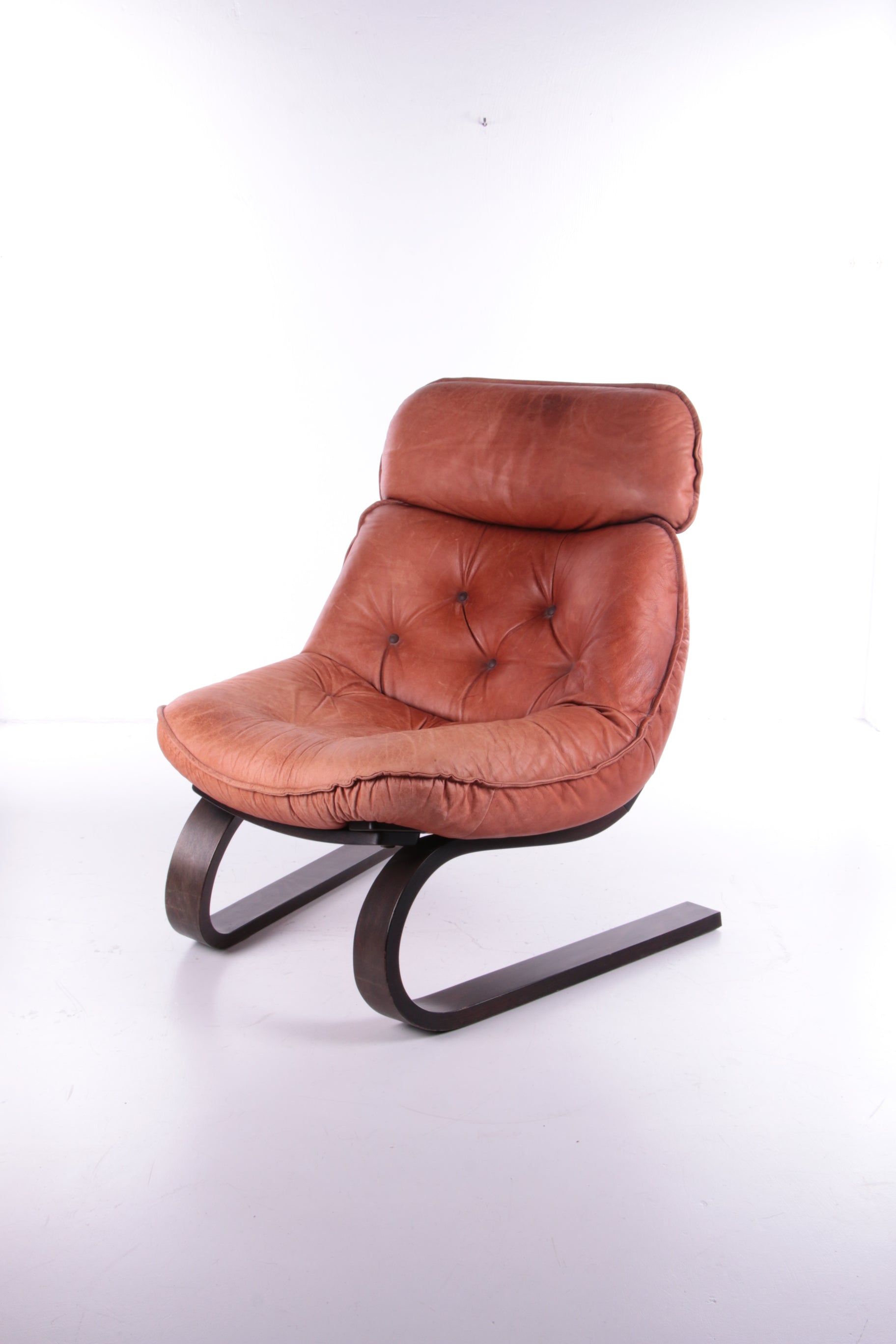 bezorgdheid Betasten veerboot Vintage Brazilian Armchair with Cognac color leather seat cushion, 70s –  Timeless-Art