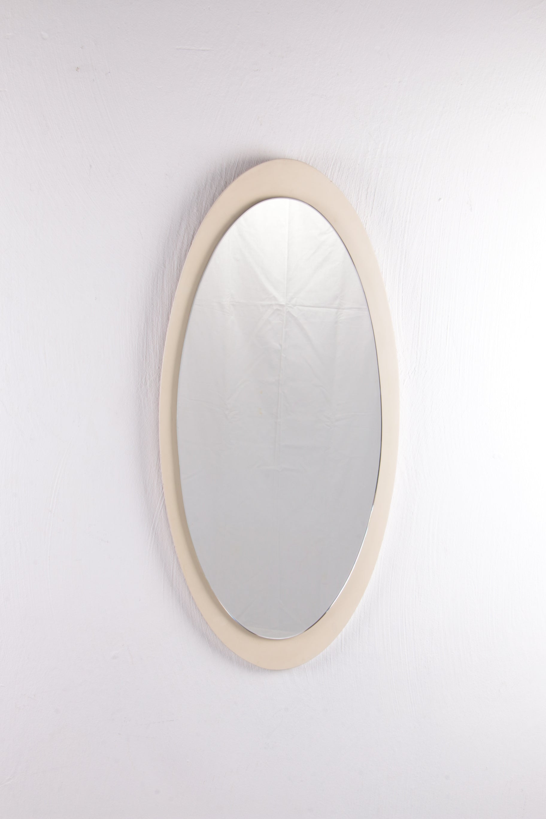 passen Ochtend Structureel Vintage Grote wit houten Ovale Wandspiegel jaren60s – Timeless-Art