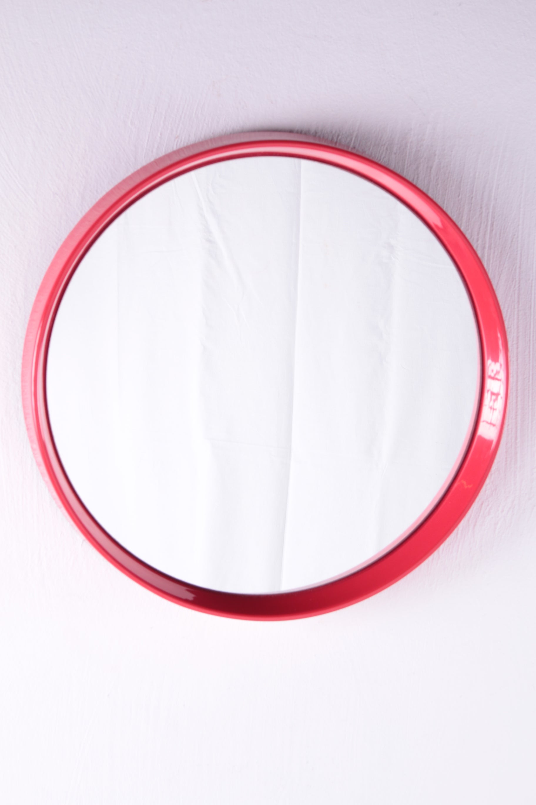 Knooppunt Lastig onenigheid Vintage rode ronde kunststof spiegel uit de jaren60. – Timeless-Art