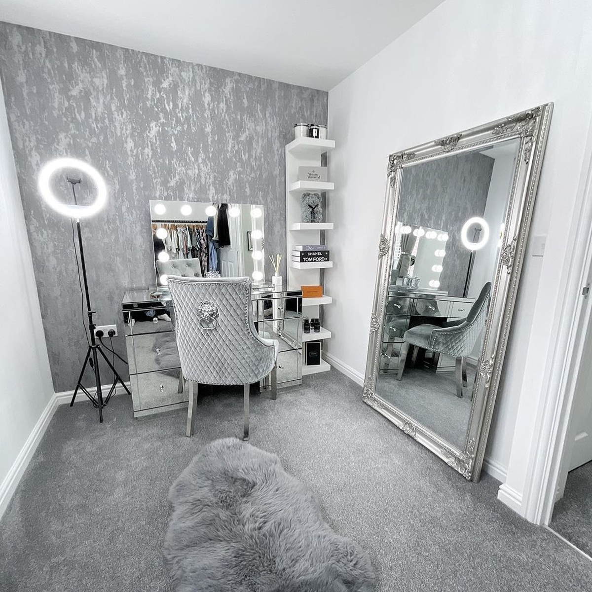 civilisation At vise Nødvendig Dressing Table Inspiration: 10 Stylish Makeup Vanity Ideas – Glamour Mirrors