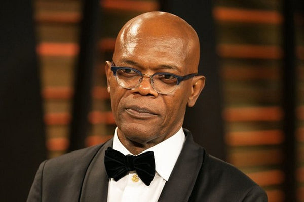 Samuel L. Jackson in reading glasss with bald head - old man glasses trend