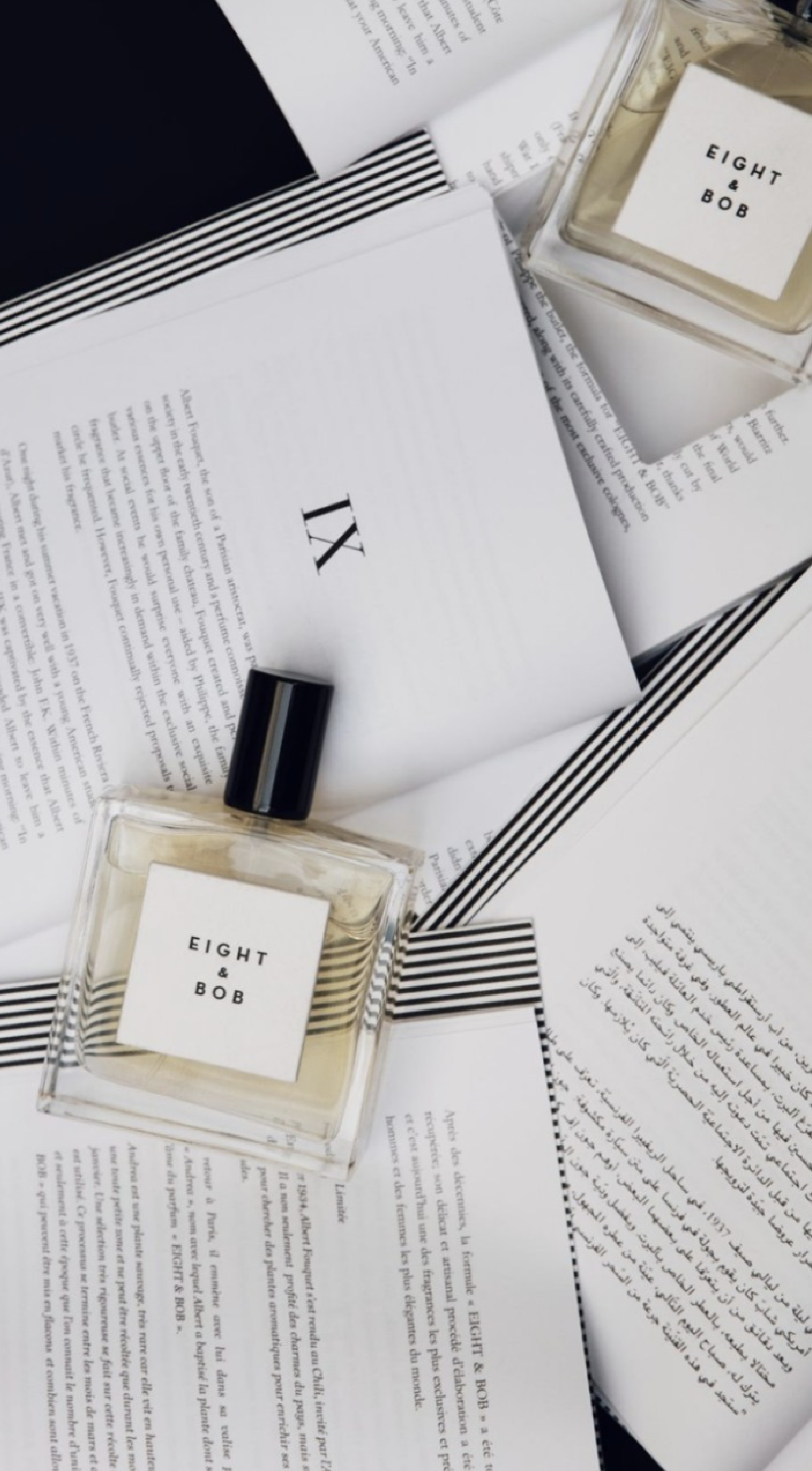 THE FAVORITE FRAGRANCE
OF HOLLYWOOD left image 1