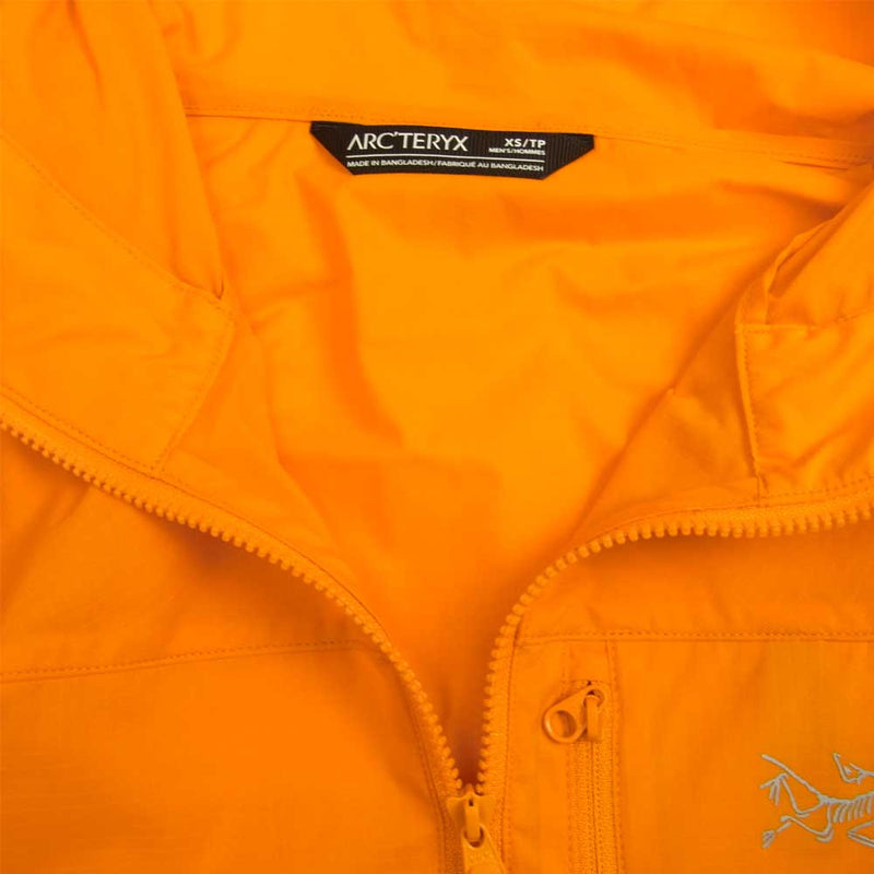 ARC'TERYX アークテリクス 25172-127101 Squamish Hoody スコーミッシュ フーディ 軽量 ナイロン ジャケット  オレンジ系 XS【中古】