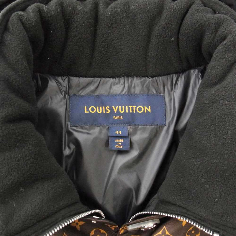 LOUIS VUITTON ルイ・ヴィトン 1A8C0R レトロ モノグラム オーバー