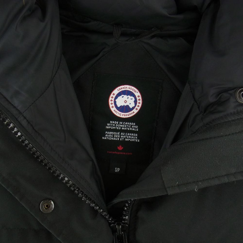 CANADA GOOSE カナダグース 2302JL 国内正規品 サザビーリーグ MACKENZIE PARKA マッケンジー パーカー ダウン  コート ジャケット ブラック系 S【中古】