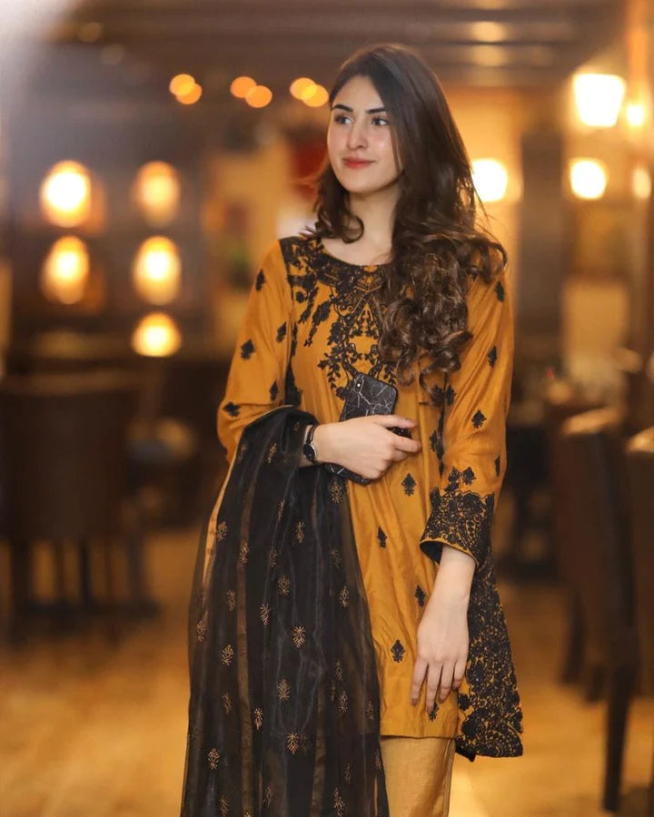 3 PC'S zainab chotani Lawn Embroidered Unstitched RZC-50870