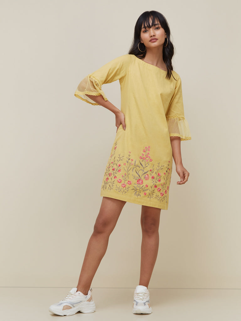 Bombay Paisley Yellow Floral Printed Dress