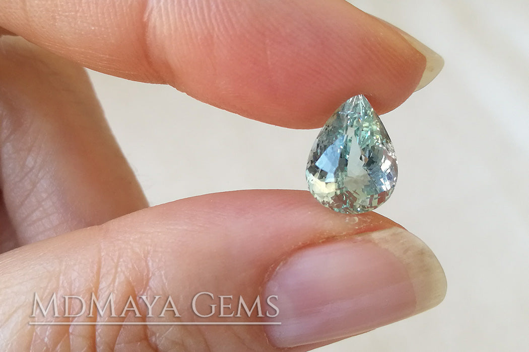 beautiful very light blue aquamarine. pear cut. 2.96 ct