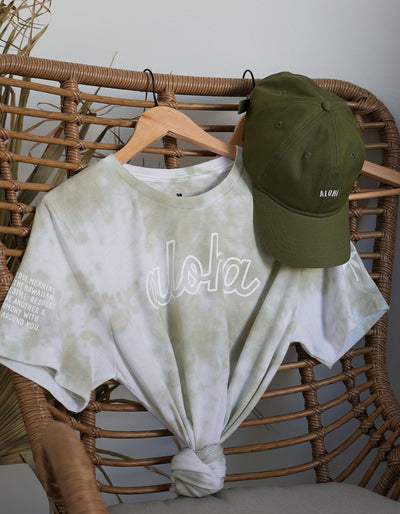 Crimson tavernorlando Aloha everyday olive green tie dye shirts paired with the aloha dad hat in a olive green color