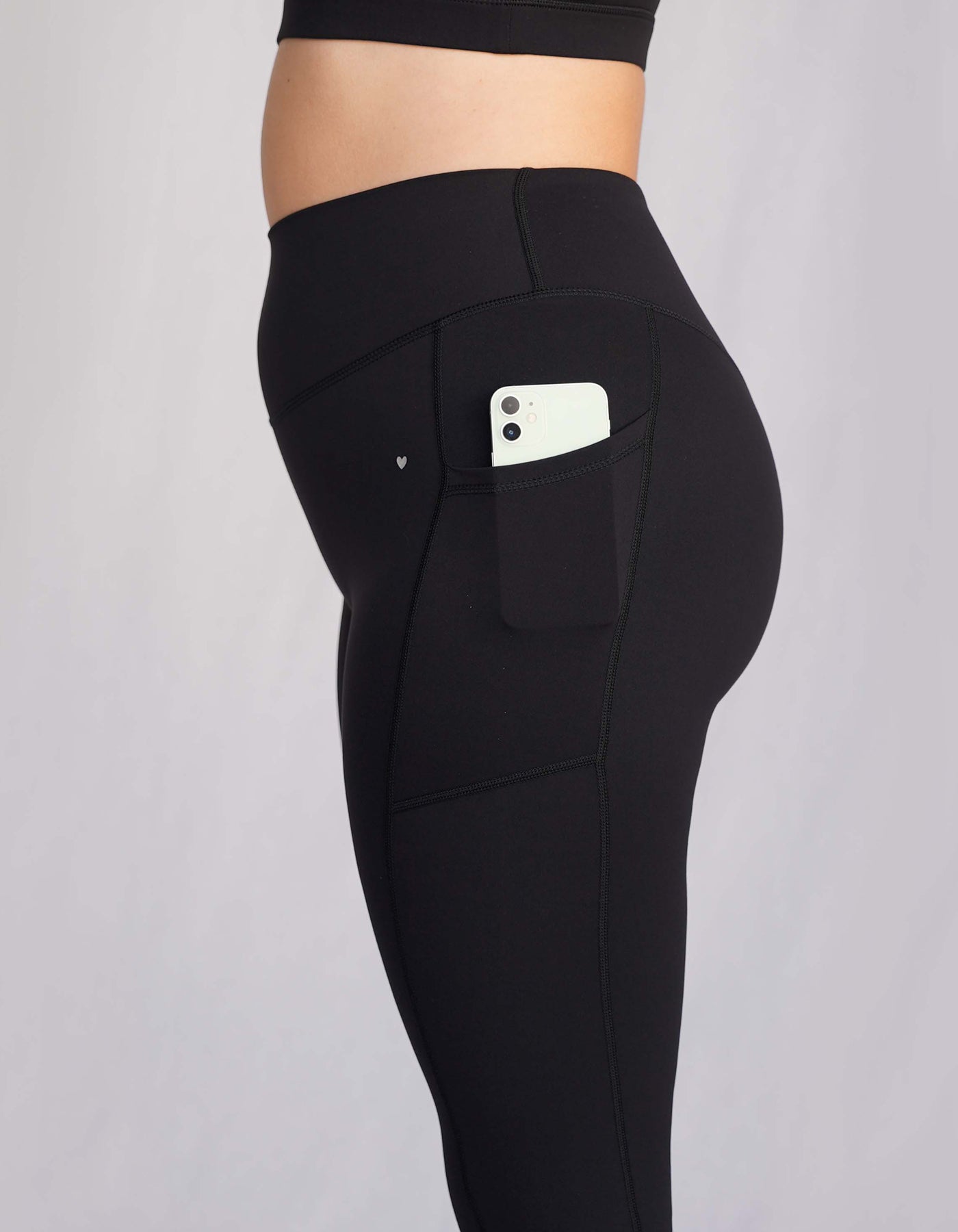 Crimson tavernorlando Effortless Pocket Leggings Black