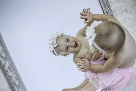 Baby Activities: Play with a Newborn