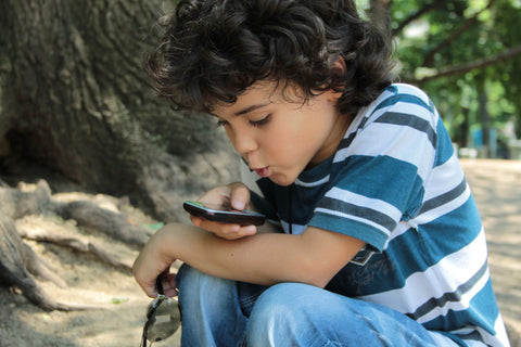 5 Ways A CellPhone Will Speed Up Your Child's Learning Process