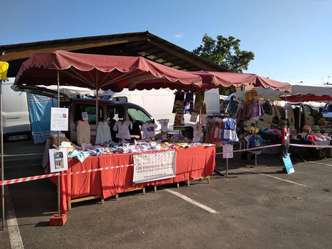 New look market stall under Covid regulations