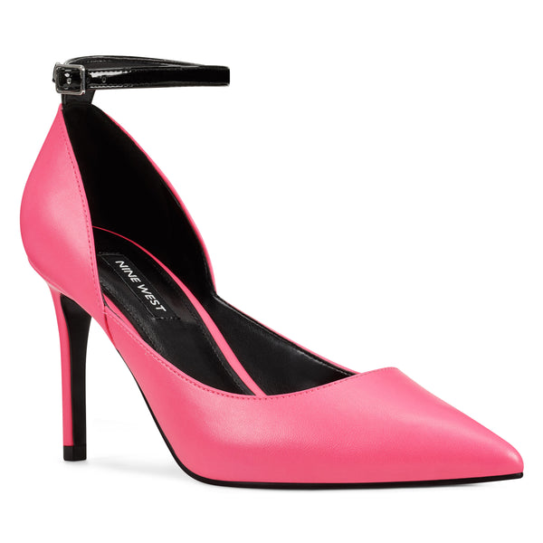 nine west henra flared heel pump