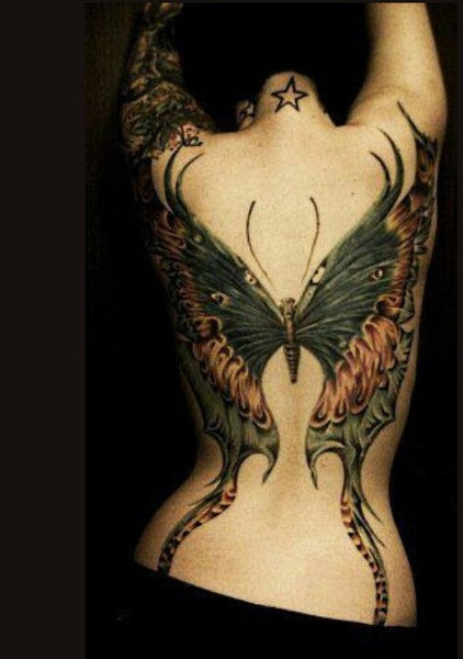 Tatouage Papillon Gothique sur dos femme - Rêve de Papillon