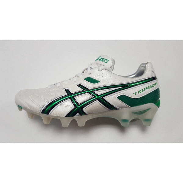 asics soccer cleats