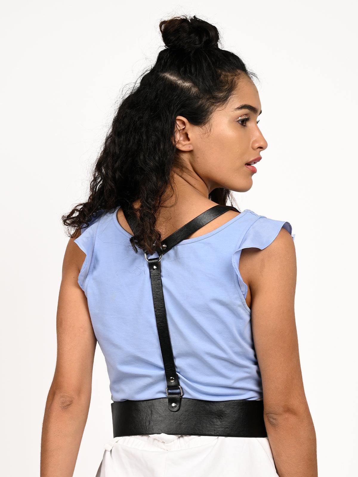 

Stylish black suspender belt for women