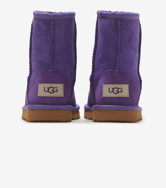 purple uggs