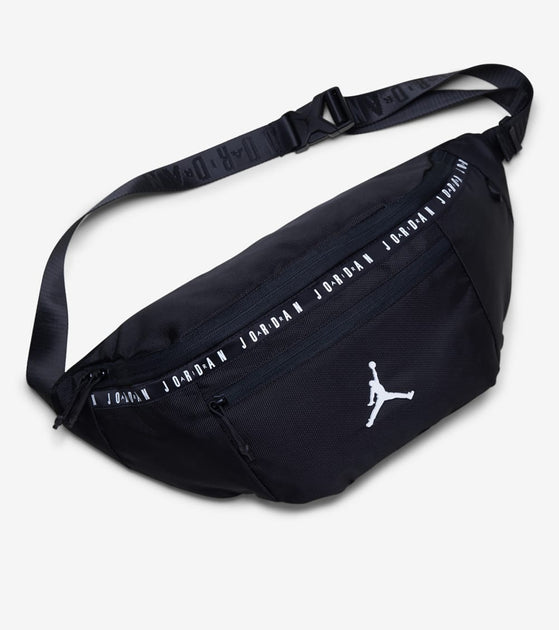 black jordan fanny pack