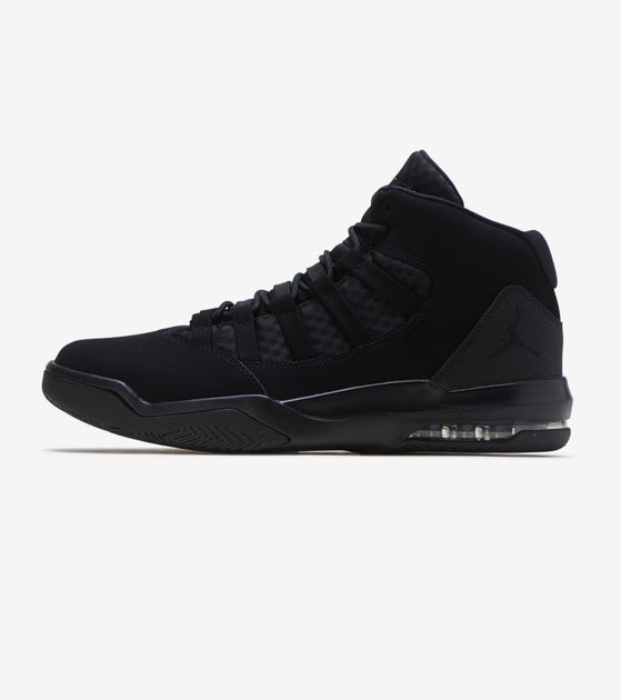 jordan aura max black