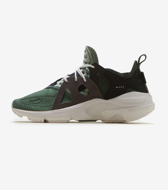 nike huarache green and black