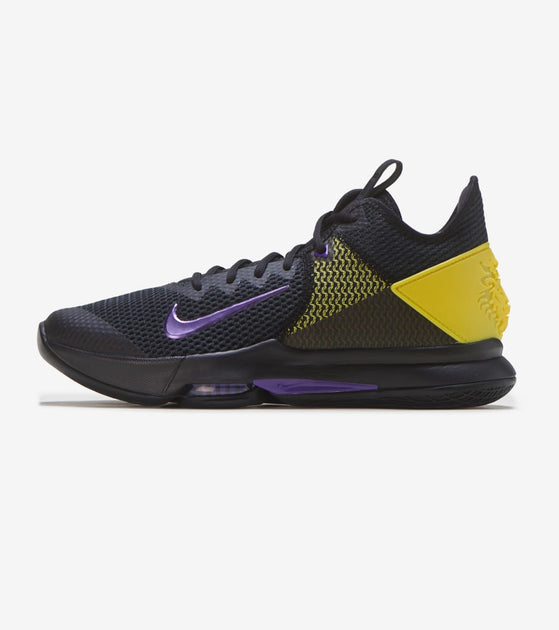 womens lebron witness 4