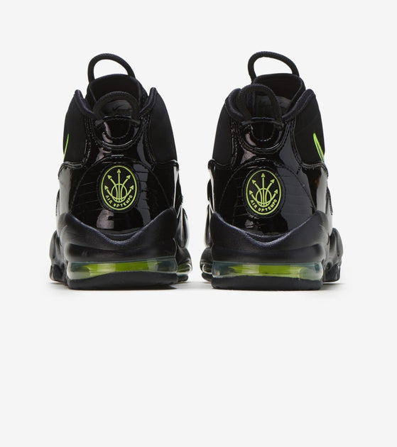 nike air max uptempo 95 black and green