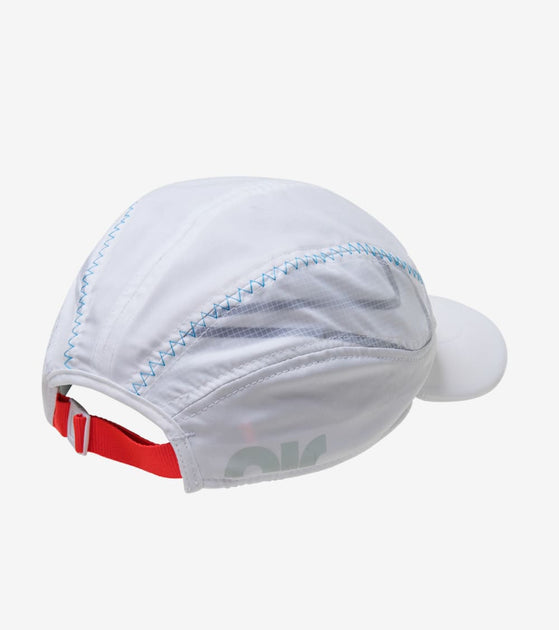 nike am2090 tailwind hat