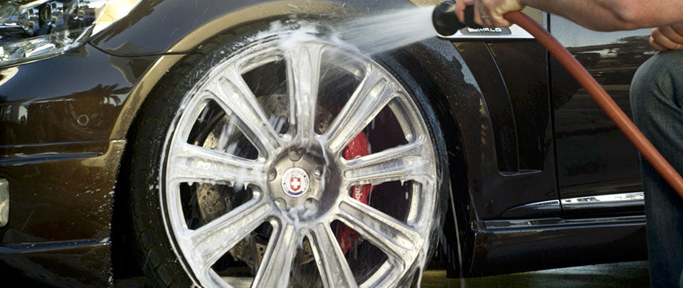 washing car tire