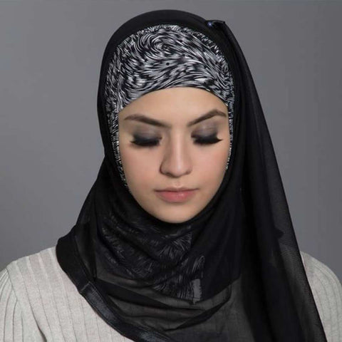 black-contrast-hijab