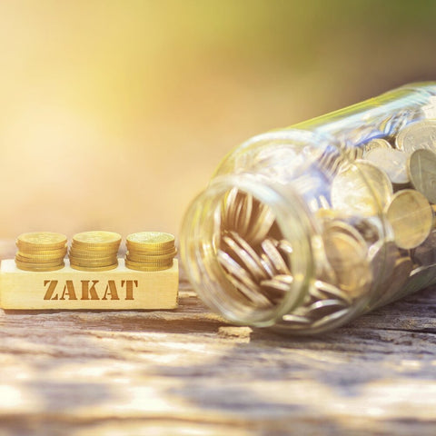 Give Zakat to needy person