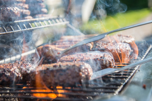 Is grass-fed beef healthier for you: steaks on a grill