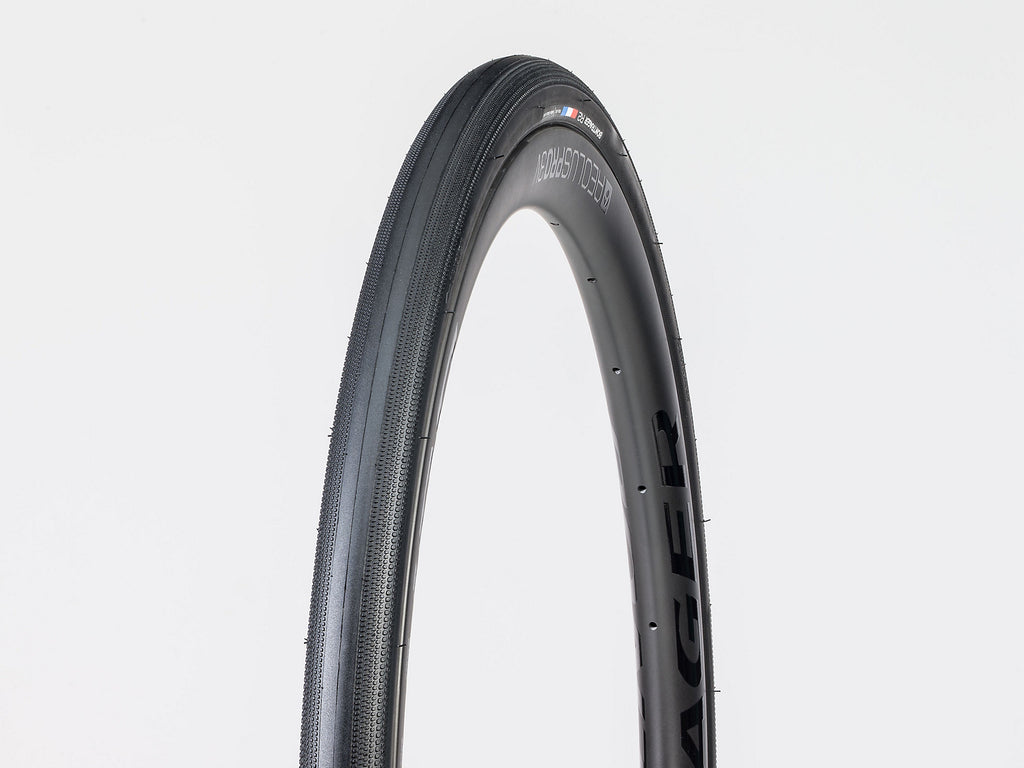 700 x 28c tyres