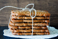 Gingerbread World Blog - Lebkuchen Schmidt Canada Festive Chest Item #50406