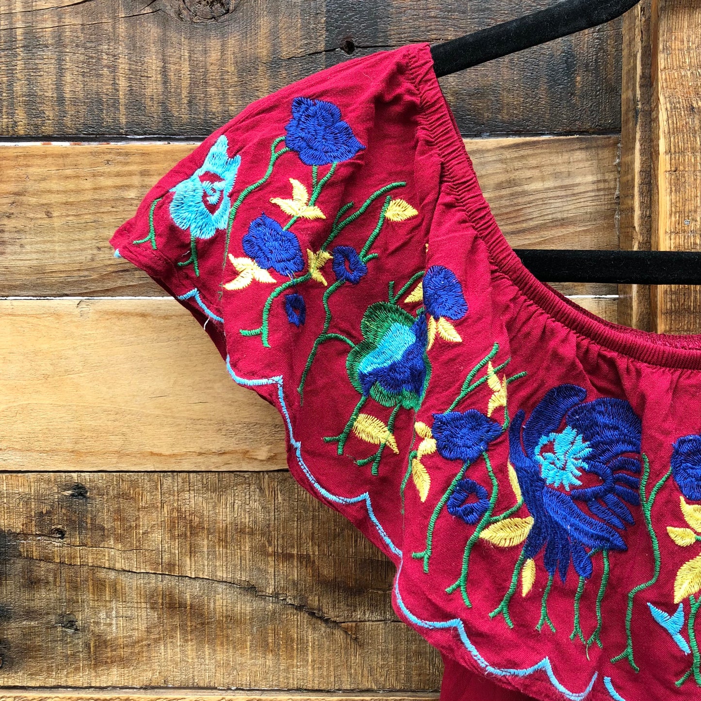 BLUSA CAMPESINA BORDADA