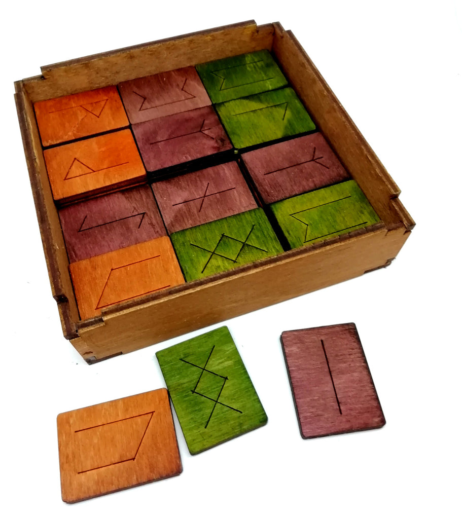 handmade board game for Christmas in Intuita