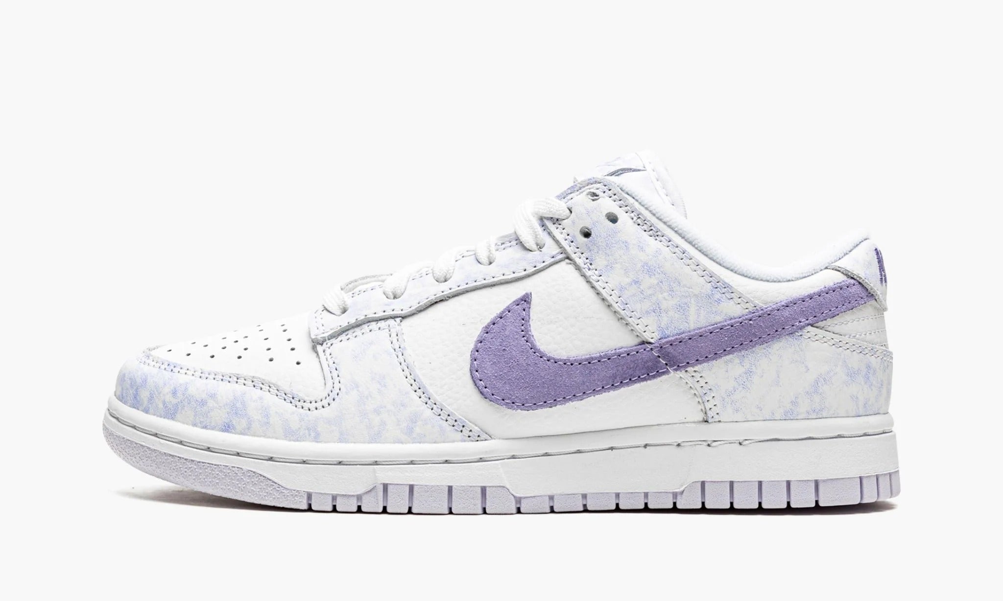 nike dunks purple and white