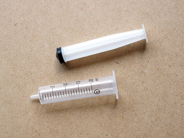 20ml syringe plunger removed