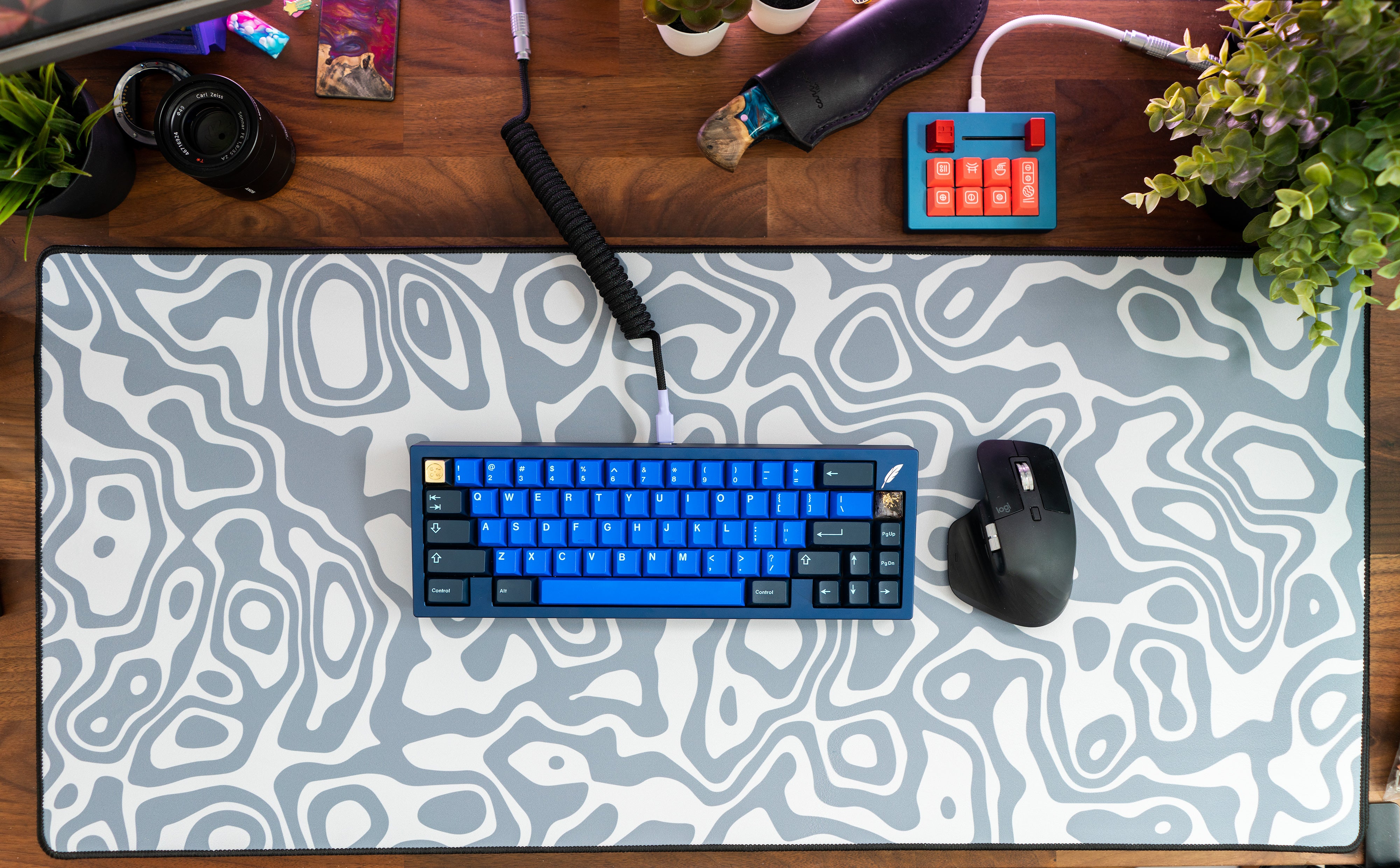 auramech mouse pad