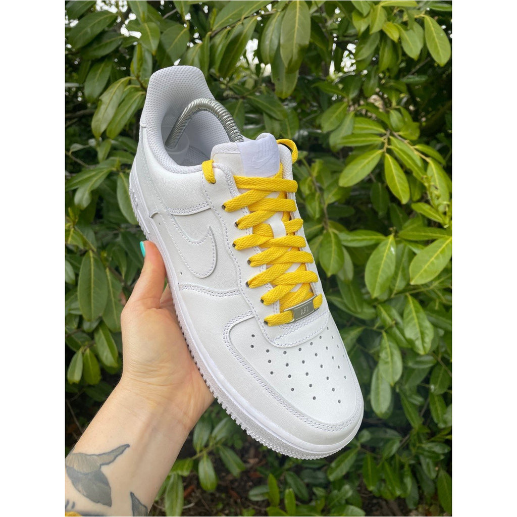 white air force 1 with yellow laces
