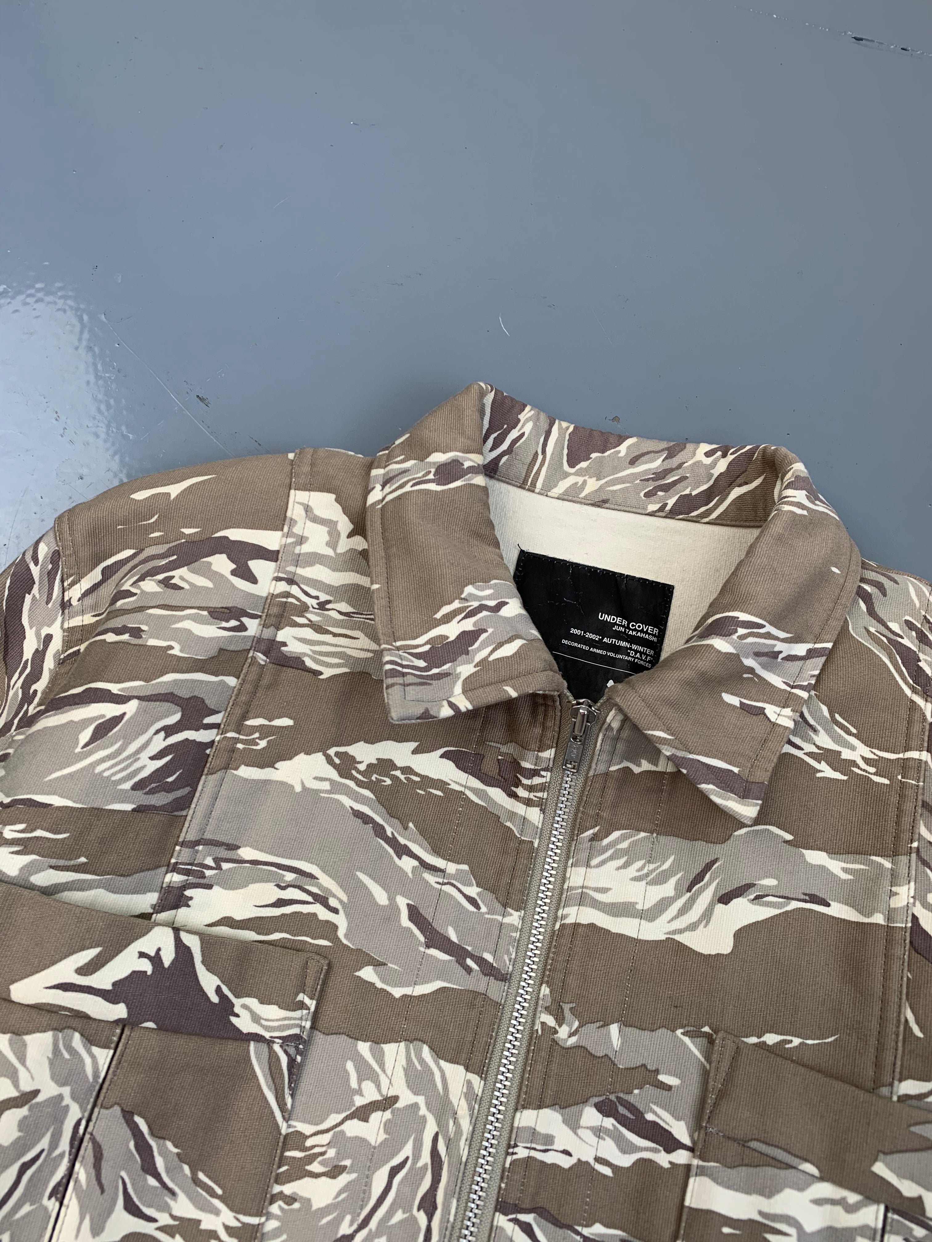 (M) Undercover AW2001 “D.A.V.F” Multipocket Camo Work Jacket
