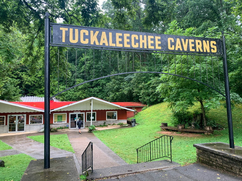 entrance to tuckaleechee caverns visitors center